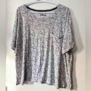 🎉4/30$🎉 Disney Mickey Mouse Oversized Gray T-Shirt – Size L 🐭